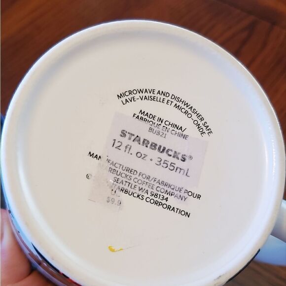 Starbucks 2021 Christmas Mug - Picture 4 of 4